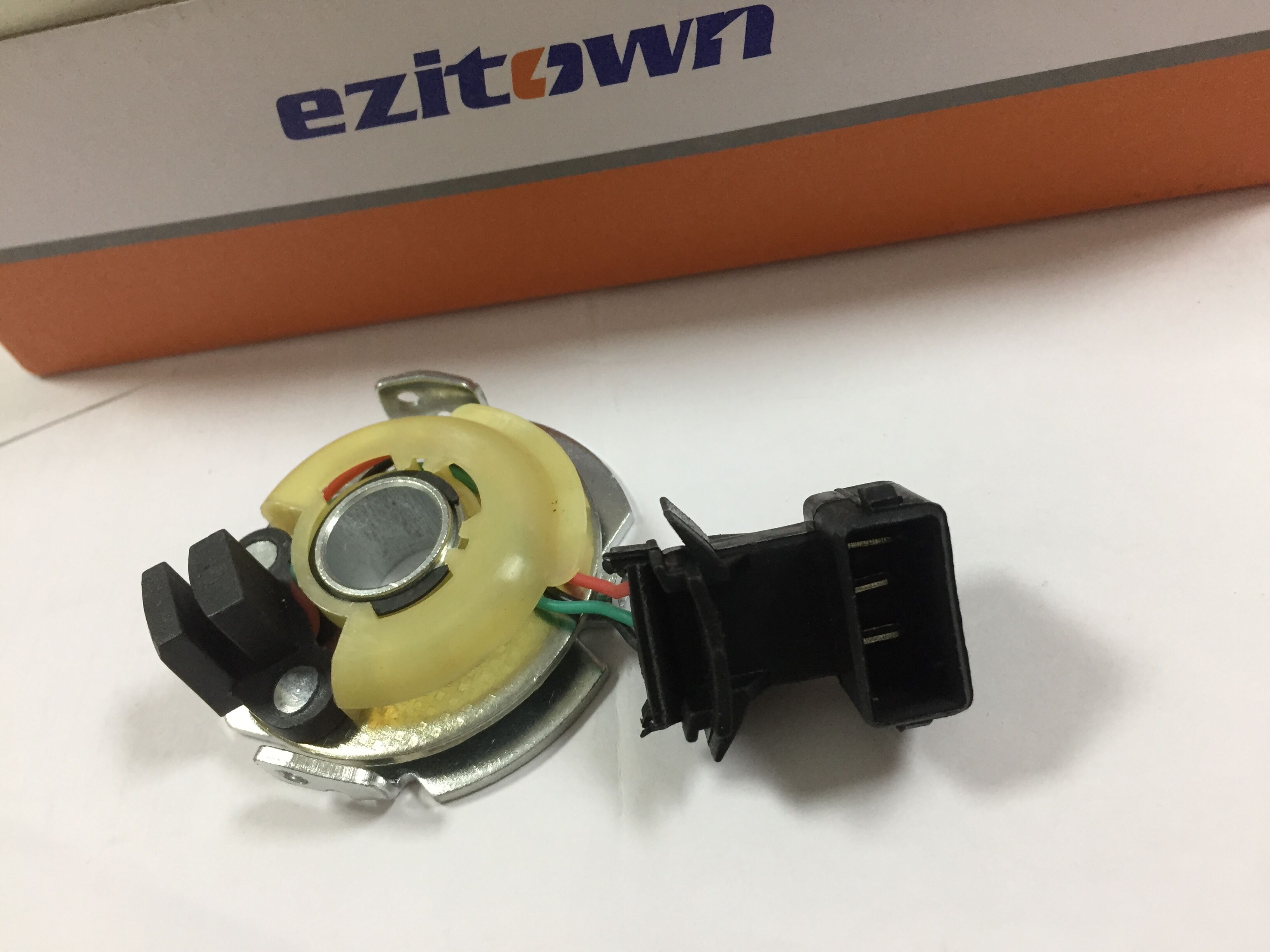 EZT-140004 ezitown auto parts OE 030 998 065/1 237 011 076 magnetic pickup for SAAB 900 for SEAT/VW GOLF JETTA